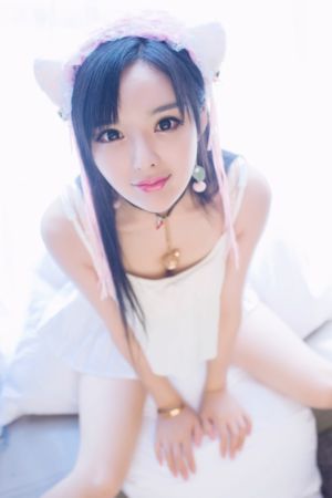 上课忘穿内裤被老师摸到高潮