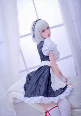 吸血裸女